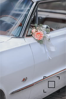 Supernatural Impala mit Blumengesteck